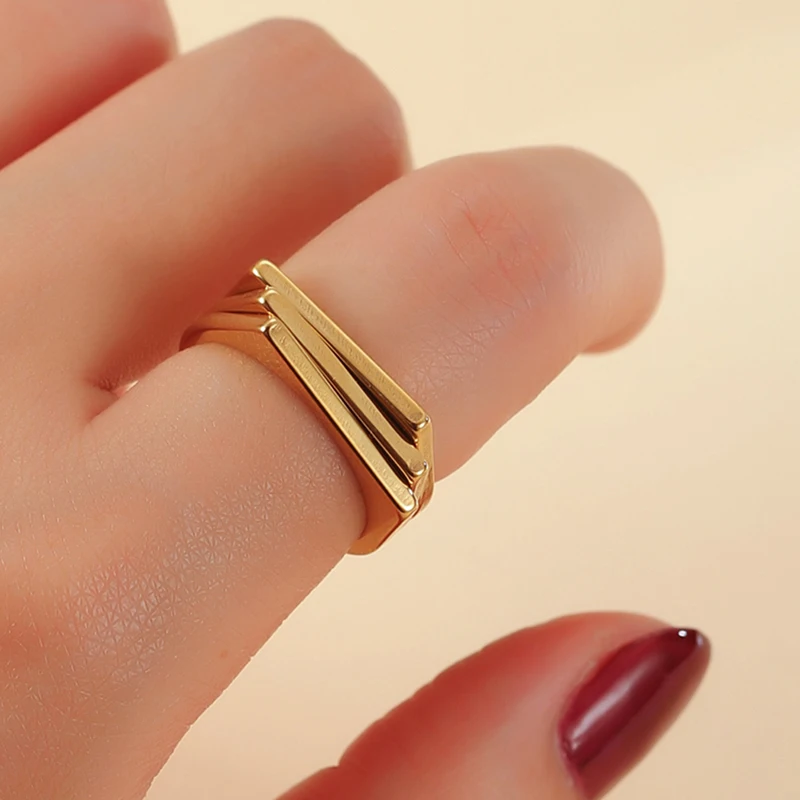 

Coconal Aesthetic Geometry Creative Woman Ring Line Shape Cross Wedding Fashion Personality Female Finger Ring Jewelry