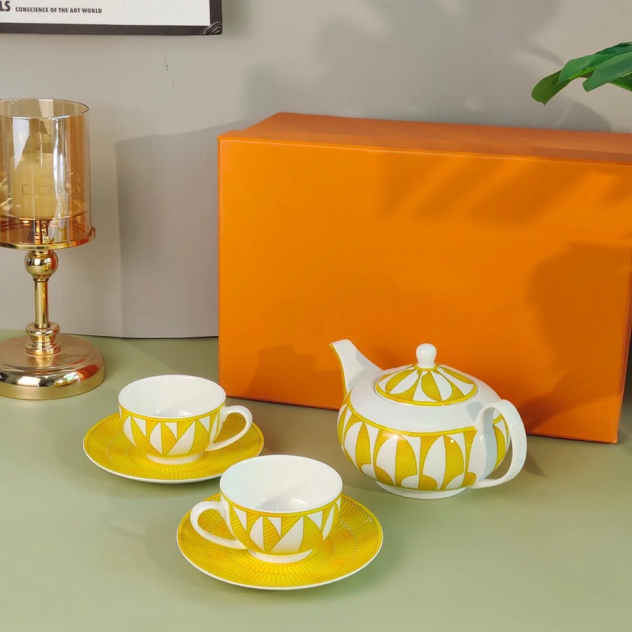 

Sunshine Series Set Large Pot Two Cups Two saucers Coffee Cup Milk Afternoon Teacup Gift Box