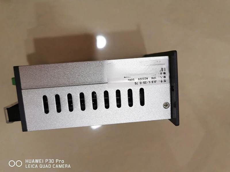 Миниатюрный однофазный конвертер 0 75 кВт