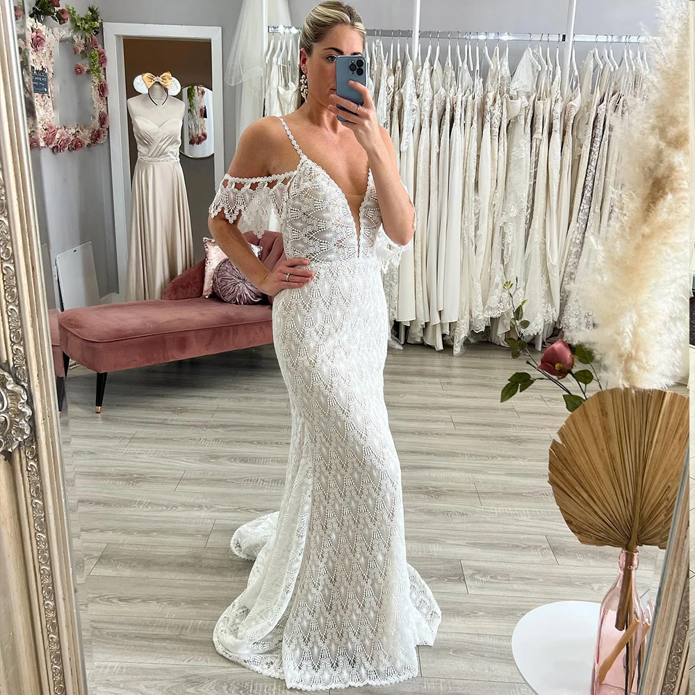 

Boho Wedding Dresses V-Neck Spaghetti Straps Short Sleeves Zipper Back Bride Gown Lace Trumpet Sweep Train Vestido De Noiva