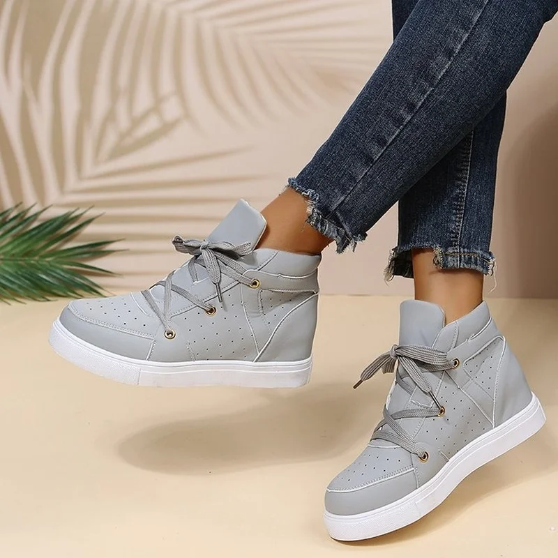 

Новинка 2022, модная универсальная женская обувь для скейтборда, легкие кроссовки на плоской подошве, мягкие кожаные повседневные туфли-оксф...