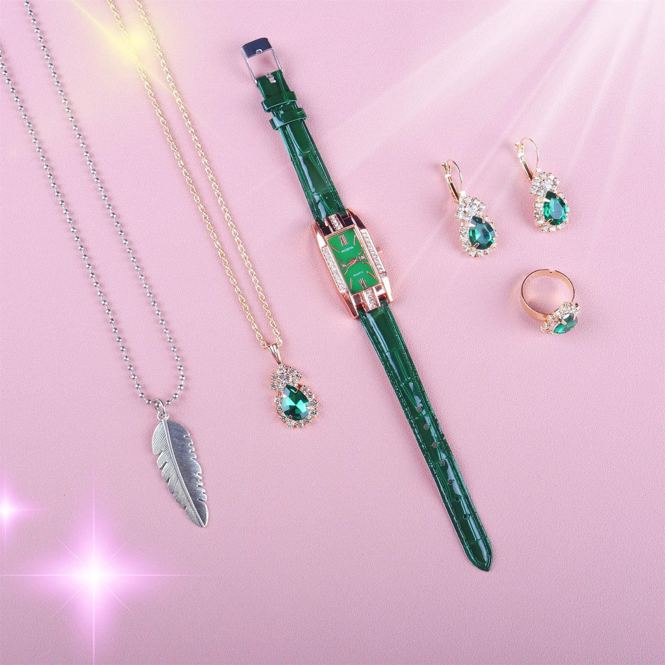 Женские прямоугольные кварцевые часы с кожаным ремешком