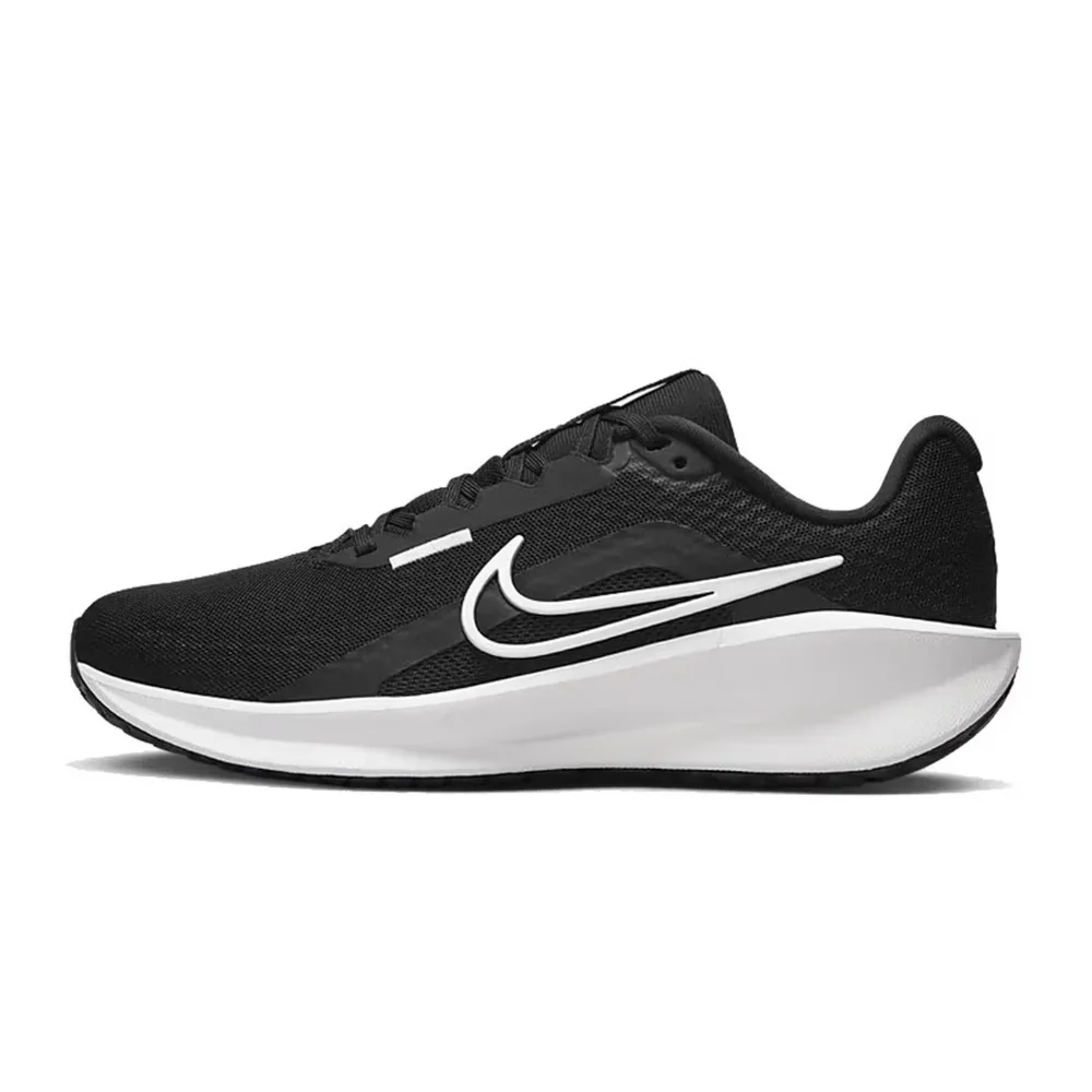 Фото Женские кроссовки Nike DOWNSHIFTER 13 Comfort Fabric Breathable Low-Top Casual City Commuter Running Shoes, черно-белые, FD6476-001 №2