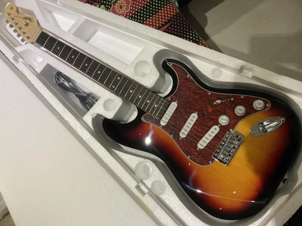 Музыкальные инструменты Большая распродажа электрическая гитара stratocaste-r richie