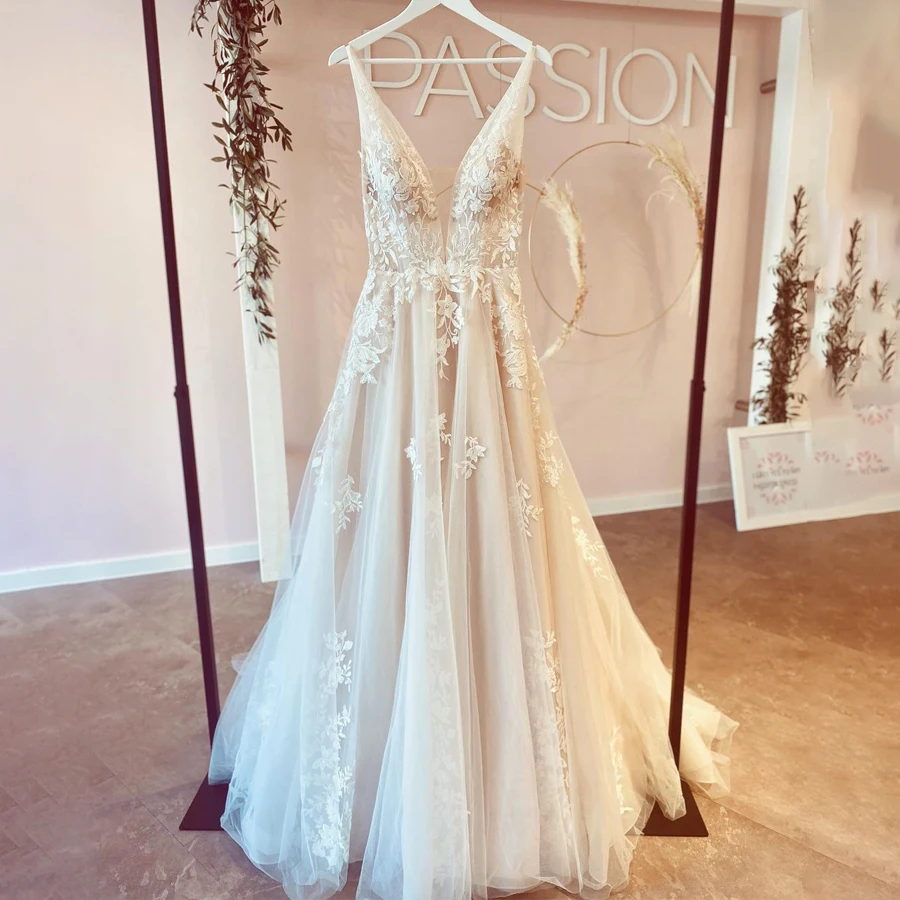 Элегантные блестящие золотистые Свадебные платья с V-образным вырезом модные