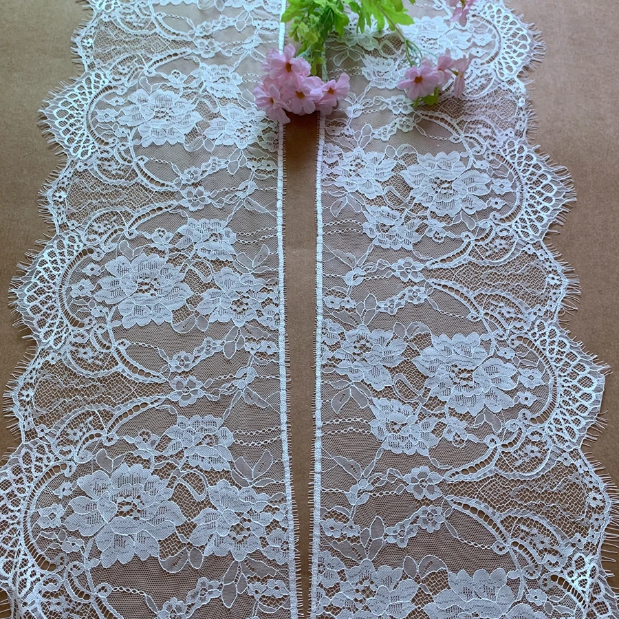 

Классическая кружевная отделка для ресниц, 26 см, оптовая цена, мягкая кружевная отделка с черной и белой каймой, 15 метров