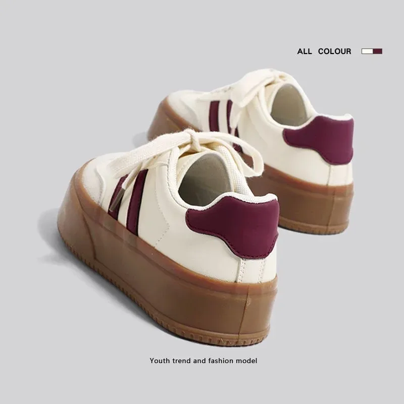 Кроссовки женские кожаные на шнуровке Вулканизированная подошва толстой