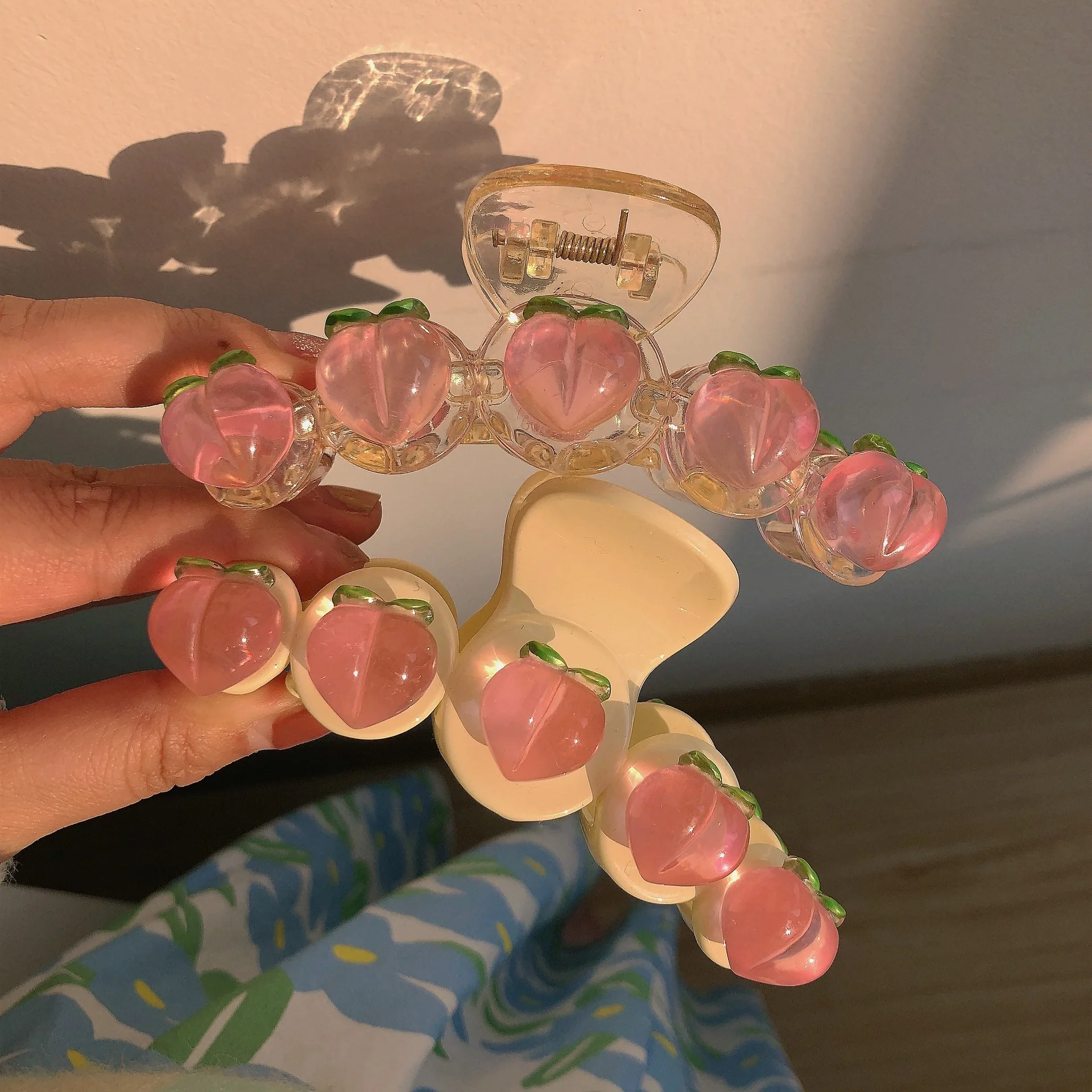 

MueRaa Korean Style Peach Chic Women Girls Large Hair Claw Barrettes Crab Hair Clip Fashion Girls Pink Hair Accessories Headwear
