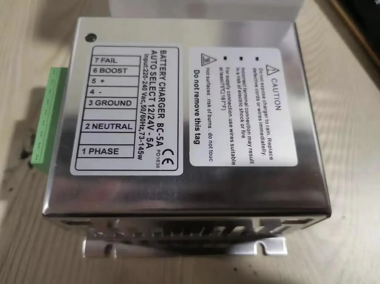 BC-5A 12V/24V Datakom высокоэффективное зарядное устройство 5А запасной дизельный