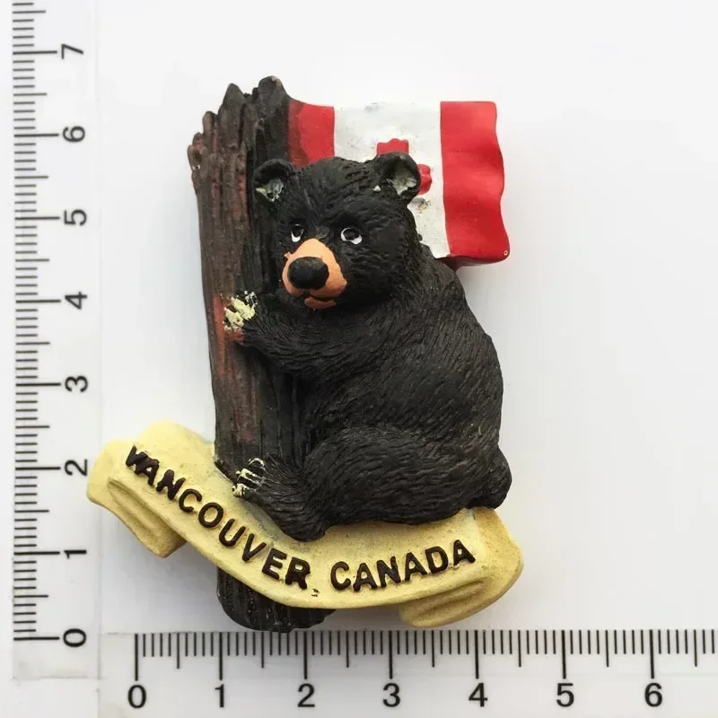 

Магнит на холодильник Канада