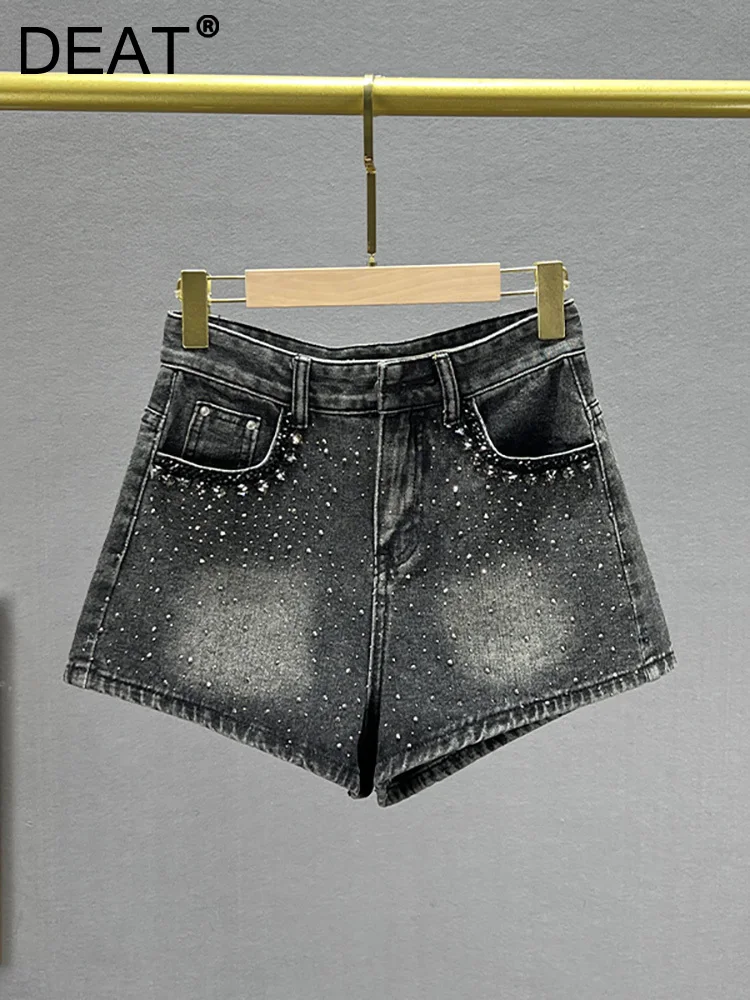 

DEAT Women Denim Shorts High Waist Black Full Diamond Wide Leg Zipper Pockets A-line Short Pants 2023 Summer New Fashion 29L2082