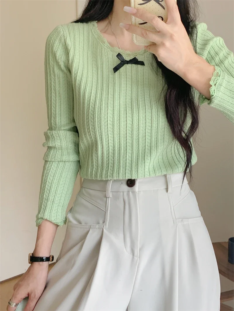 Женский Короткий трикотажный пуловер с кружевом 4 цвета