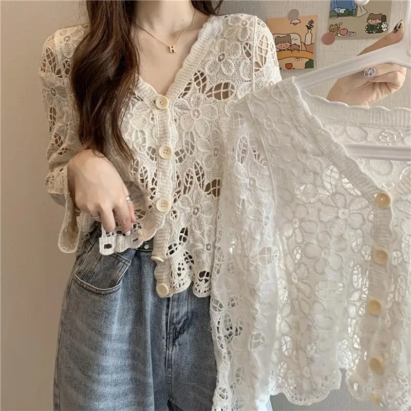 

Women Shirt Clothing Tops V-neck Lace Undershirt Spring and Summer New Sexy Mesh Foreign Gas Small Shirt Inside