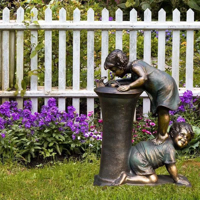 

Retro Statue Kids Shape Indoor/Outdoor Garden Decor Resin Fountain Figurine Garden Sculpture Yard Home Decoration Sculpture 2022