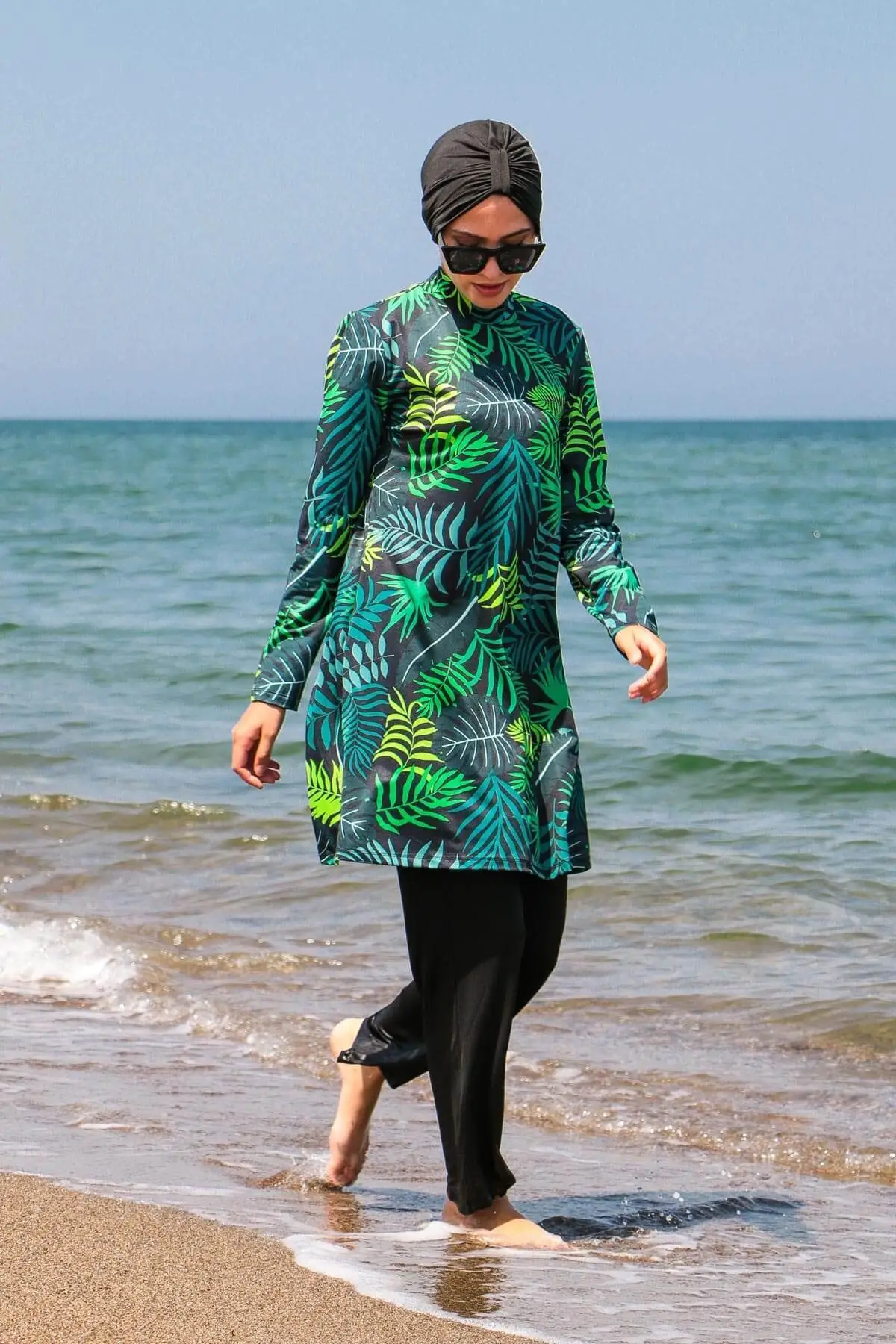 

Green Leaf Lycra Full Closed Hijab Swimwear 1968 Beach Wear