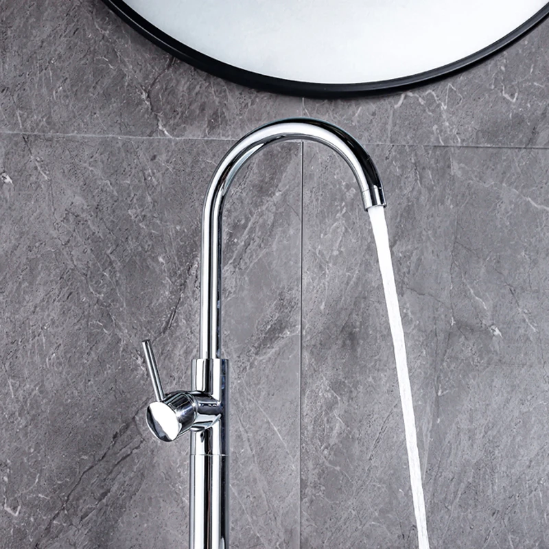 Пол ванной комнаты Mixer Tap с поворотом на 360 градусов