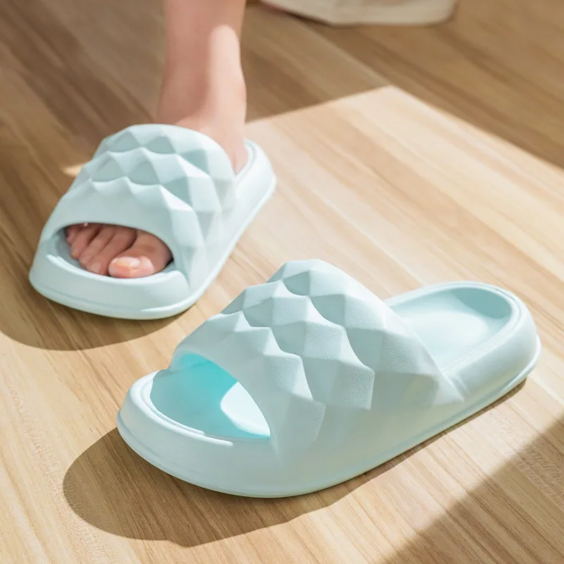 Women Home Slippers Spring Summer Soft Comfortable Non-slip Flip Flops Bathroom Slipper Couples Family Flat Shoes Family Sandals