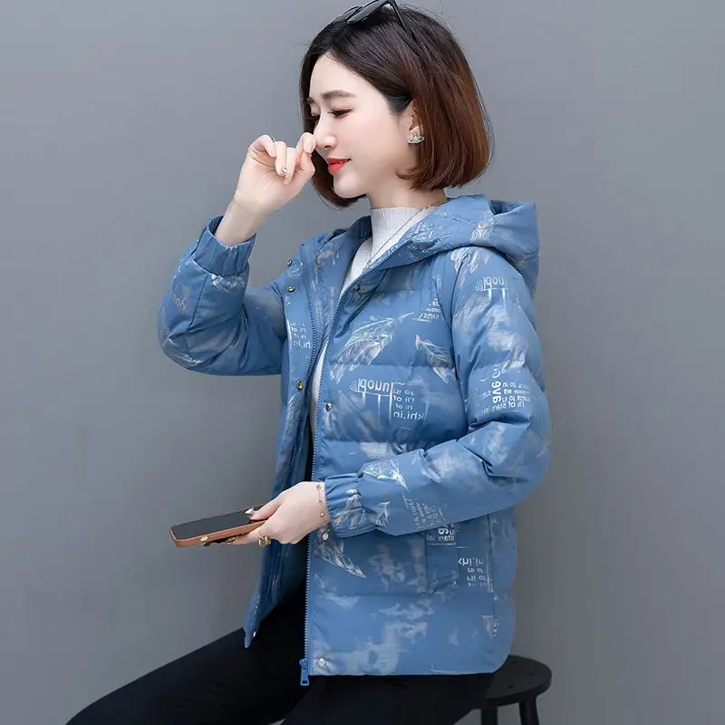 2023 New Winter Parkas Women Hooded Thick Warm Short Ladies Jackets Cotton Padded Casual Parka Fashion Coat Female Outwear C31
