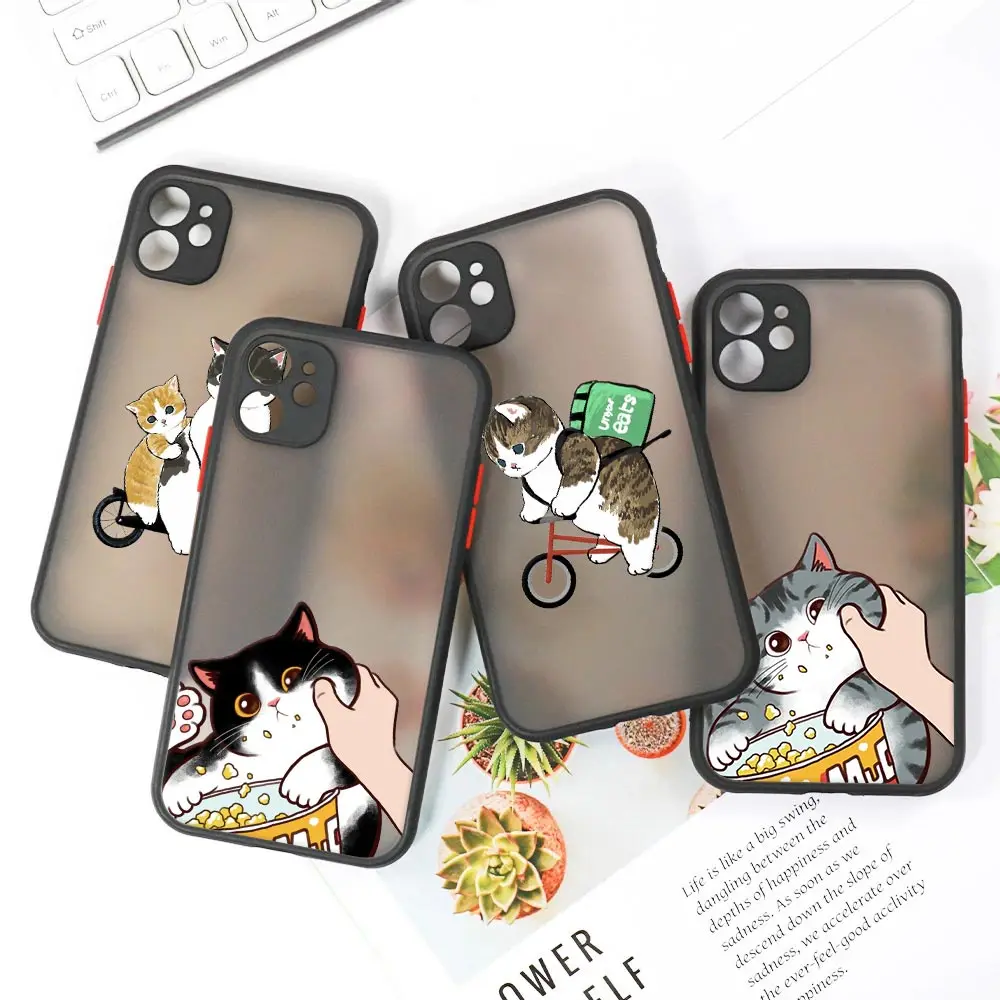 

Armor Matte Apple Case For iPhone 13 14 12 11 Pro Max XR XS 7 8 Plus Clear Funda Cover Funny Pinched Face Eat Snacks Cycling Cat