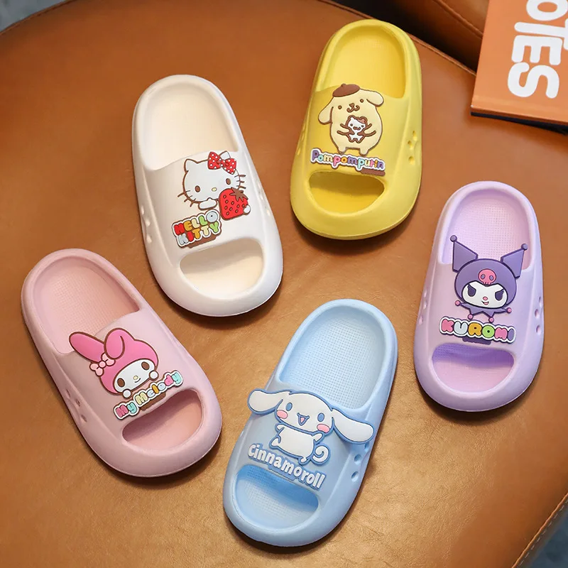 

Шлепанцы Kuromi Hello Kitty, милые сандалии My Melody Cinnamoroll pompurin, летняя комнатная мягкая пляжная обувь, милый подарок
