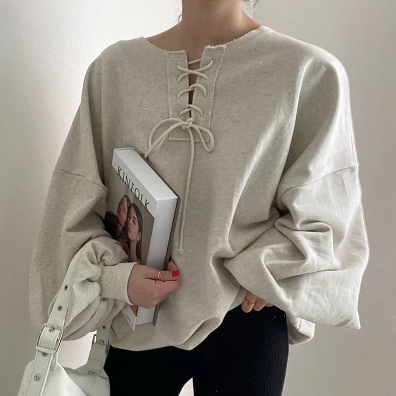 

Свитшот женский Повседневный осенний, простой свободный худи с круглым вырезом и галстуком-бабочкой в стиле Харадзюку, с рукавами-фонарика...