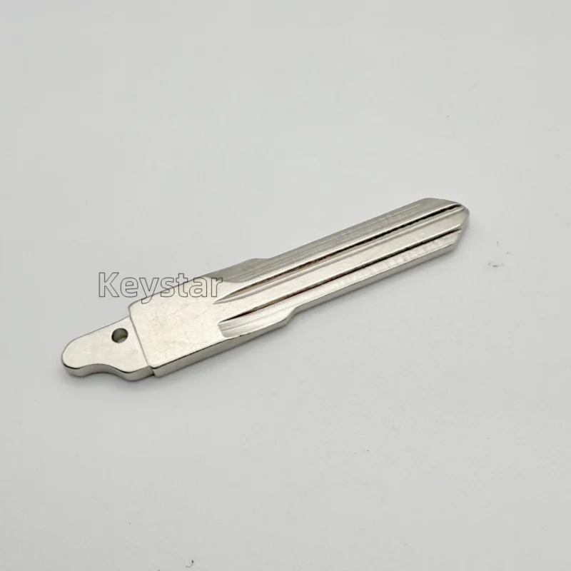 Фото Autokeystar 10 шт./лот HU136 оригинальный автомобильный откидной ключ лезвие складной откидной пульт дистанционного ключа с отверстием для Renault Logan Oroch Blade №3