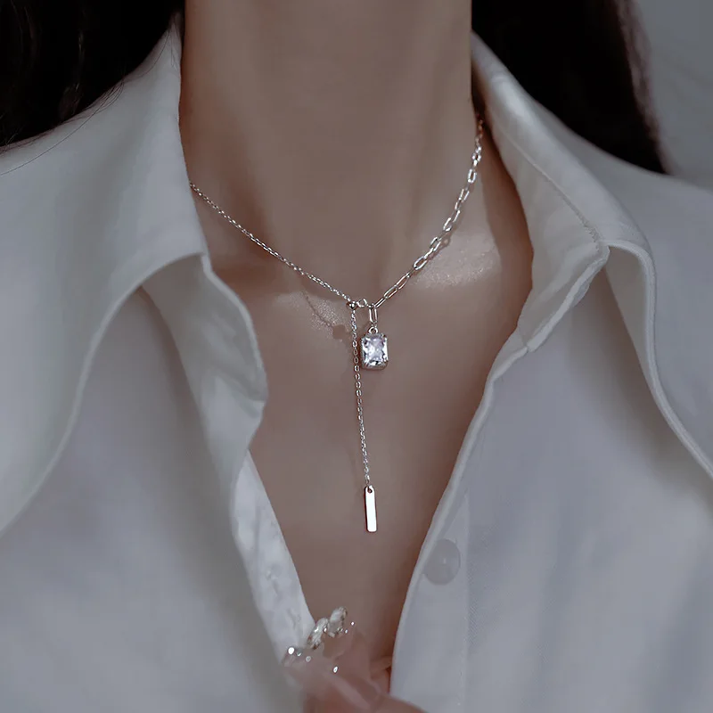 

PTQASP Square Crystal Silver Color Pendant Necklace for Women Charms Fashion Geometric Rhinestone Female Vintage Jewelry 2023