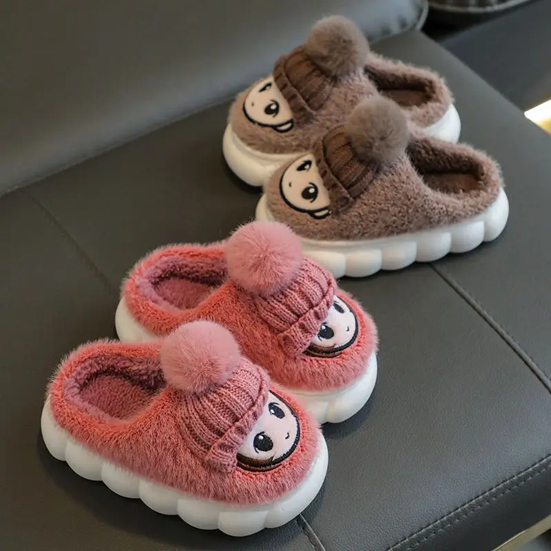 

Winter Fluffy slippers cartoon anime girls cute fluffy shoes warm plush boys siblings parent-child home slippers planner 2023