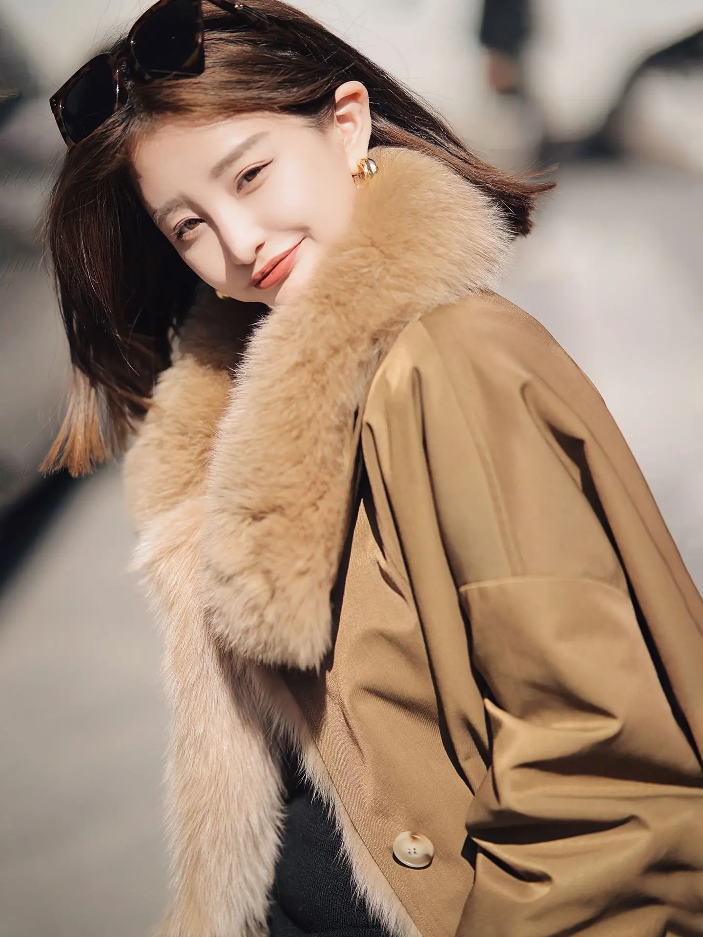 Winter 2022 Parker New Fashion Fox Fur Collar Long Coat for Woman