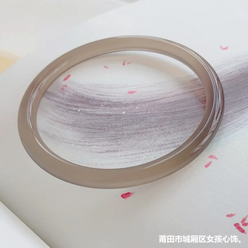 Натуральный тонкий круглый браслет из серого агата с халцедоном в стиле девушки