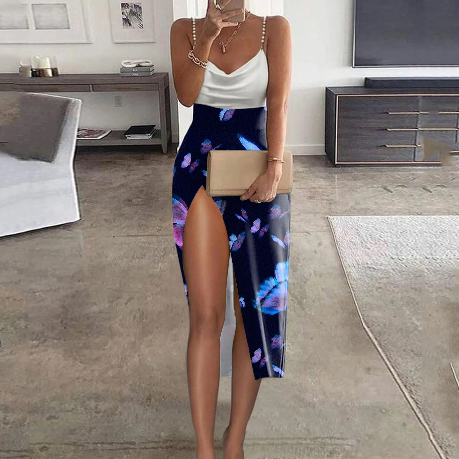 

Платье женское длинное на тонких бретельках, пикантное вечернее коктейльное модное летнее с принтом бабочки, без рукавов, с V-образным вырезом