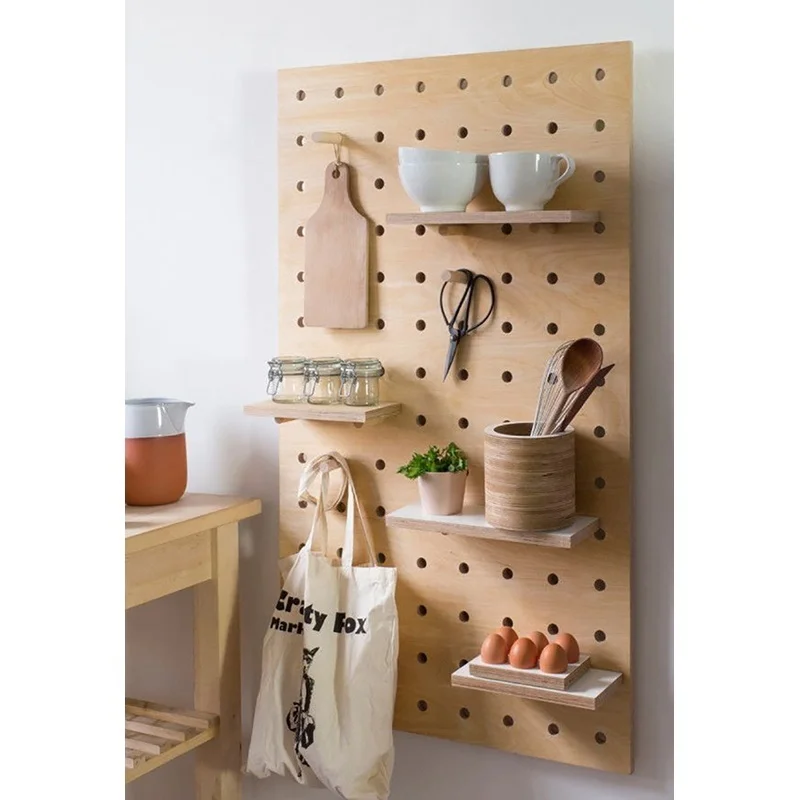 

Деревянная доска с отверстиями для стен, разделительная полка в нордическом стиле