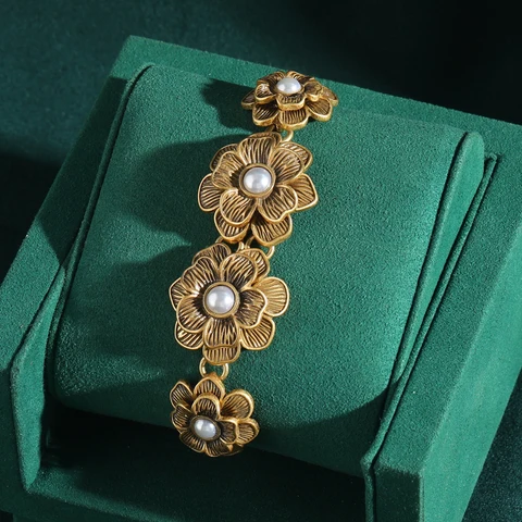 Винтажный браслет LOVE GREEN LIVE GREEN с жемчугом и цветком