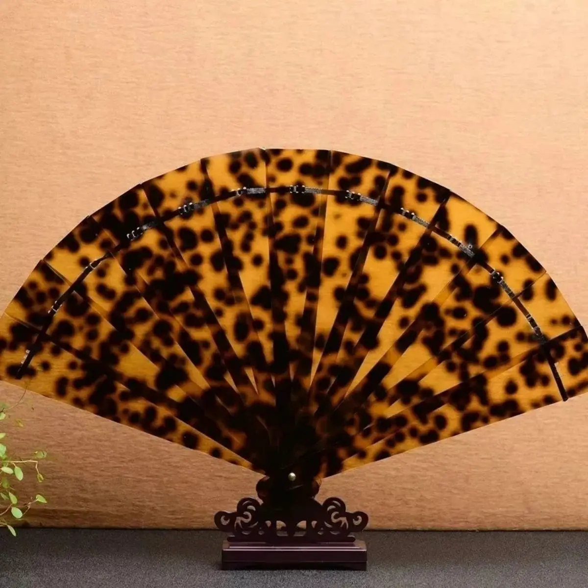 1Pcs Turtle Shell Cap Color Hollowed Out Carved Fan Pendant Ornaments Pure Handmade Literary Play Collection Gifts