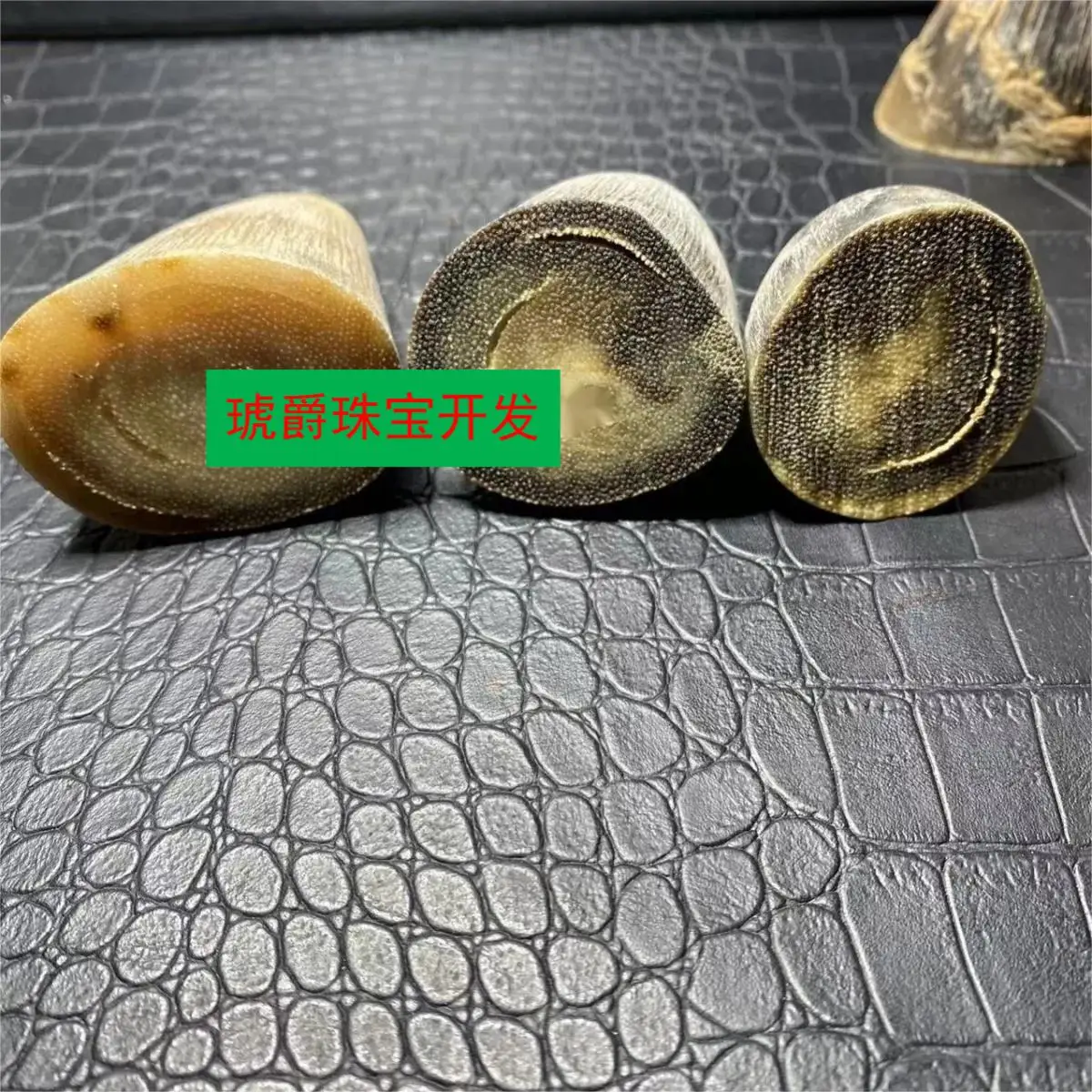 Natural Woolly Rhinoceros Whole Horn High-End Horn Ornaments Health Grinding Powder Into Medicine To Play Both Fish Seed Grain