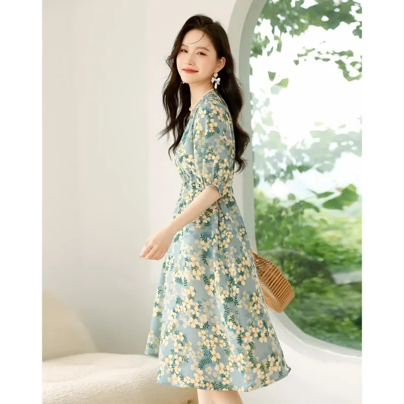 Лето 2023 новое элитное шифоновое платье миниатюрное средней длины свежее