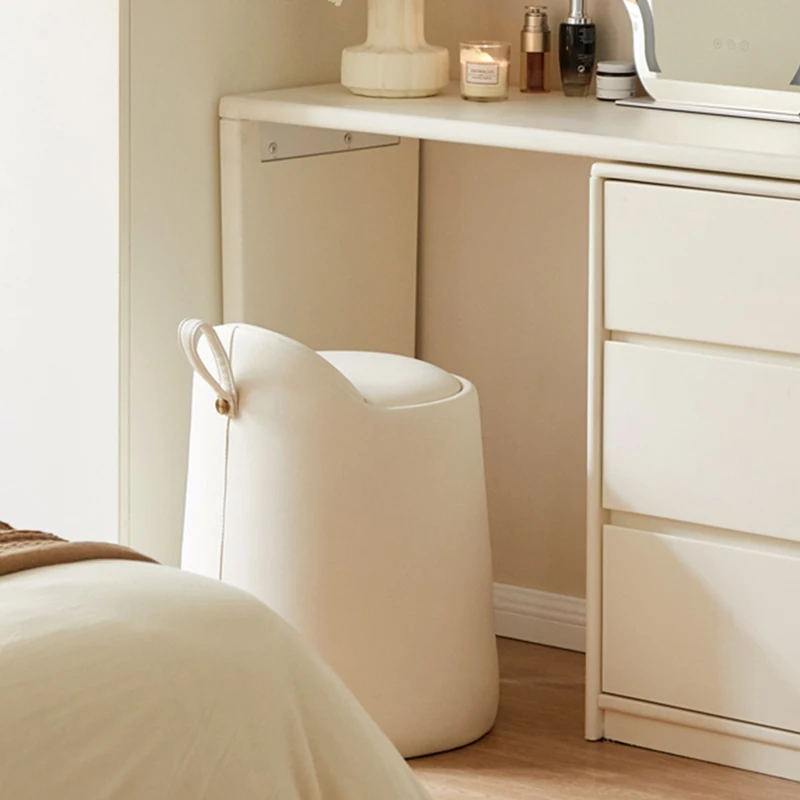 Дизайнерские стулья в итальянском стиле простые многофункциональные