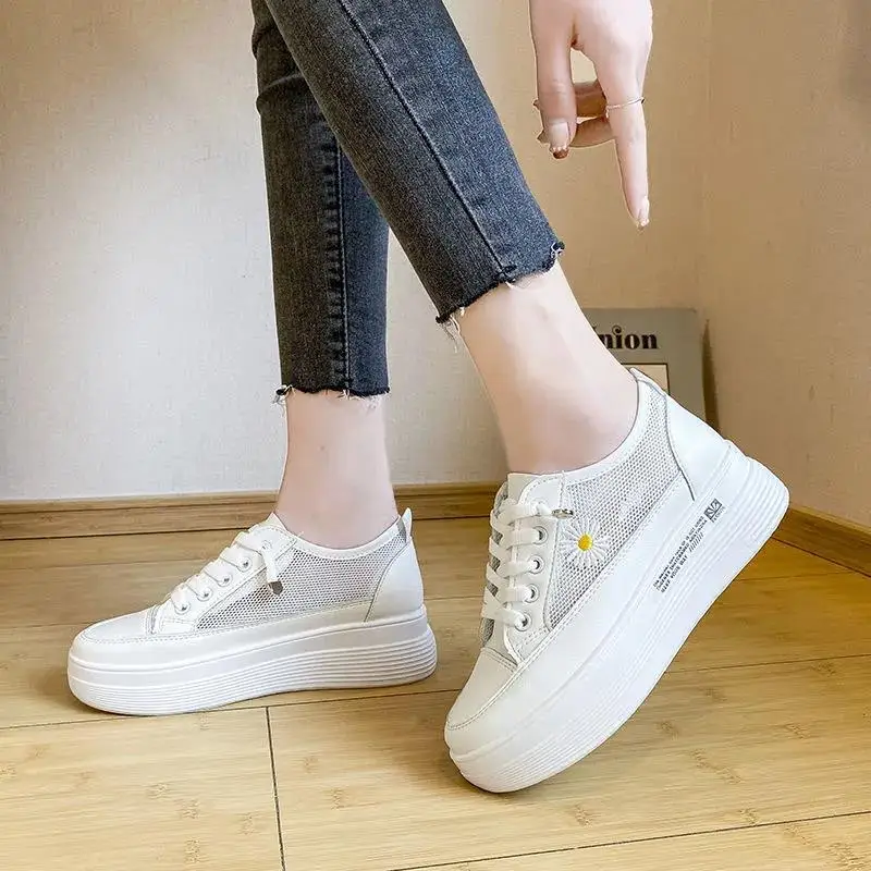 2023 spring new board shoes breathable mesh women's shoes casual shoes