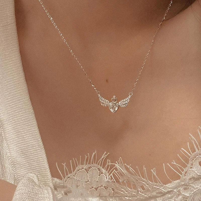 

Silver Color Inlaid Zircon Angel Wings Necklaces for Women Clavicle Chain Moonstone Pendant Choker Luxury Jewelry