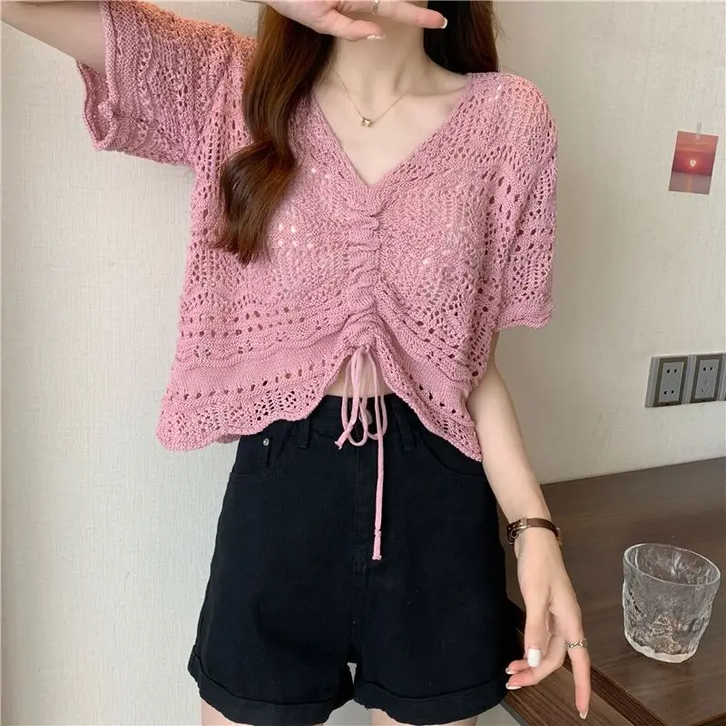 

2022 Summer New Drawstring Lady V-neck Short Hollow Knitted Women's Hollowed out Short Sleeved Top Sweater Pink