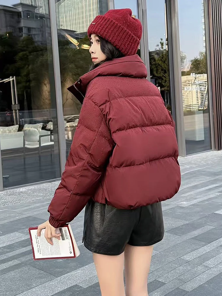 Короткое пальто на блестящем белом утином пуху модная зимняя куртка Little Fairy 2024