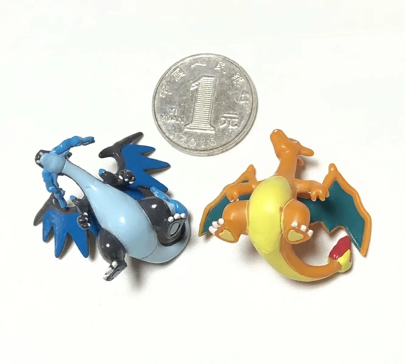 

TOMY Pokemon Action Figure Candytoy 3 Cm Small Doll Mega Charizard Xy Rare Model Toy