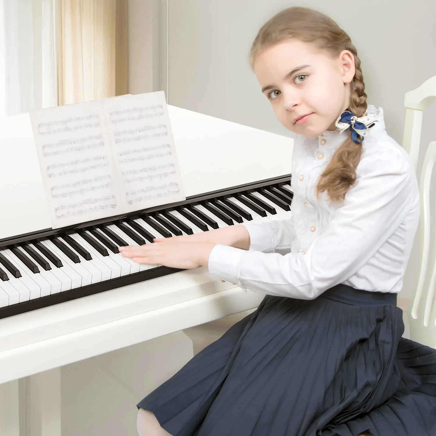 

61/ 88 Keys Digital Electronic Piano Keyboard MIDI Output with 400 Tones 80 Demo Songs Drum Kit Function Reording Sustain Pedal