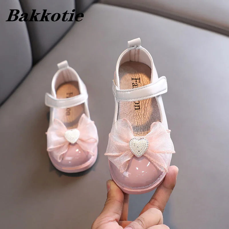 

Grils Shoes 2022 Autumn Kids Fashion Brand School Shoes Princess Party Dress Mary Janes Toddler Flats Bowtie Crystal Soft Sole