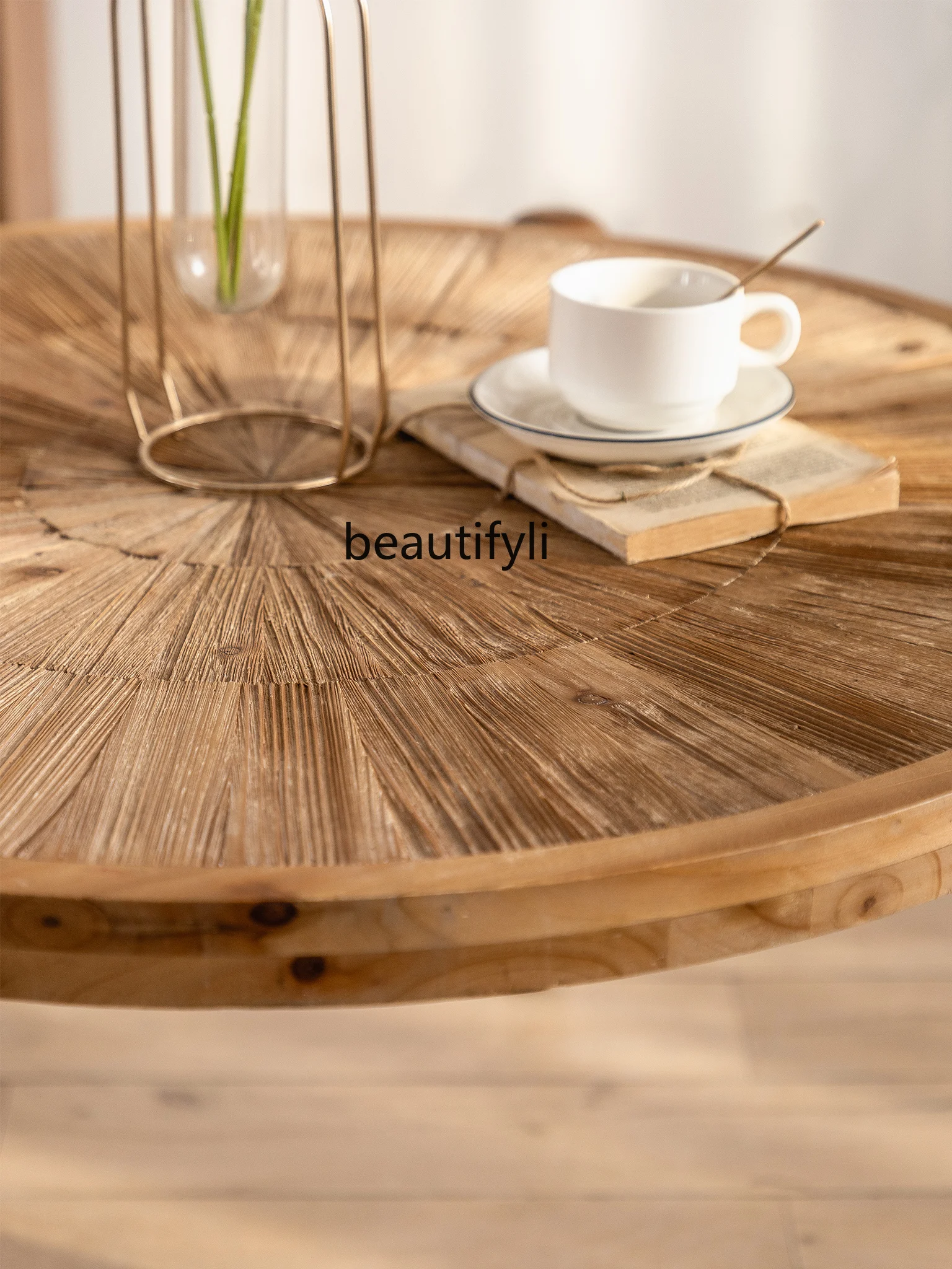 Круглые журнальные столики из массива дерева в стиле ретро боковой столик