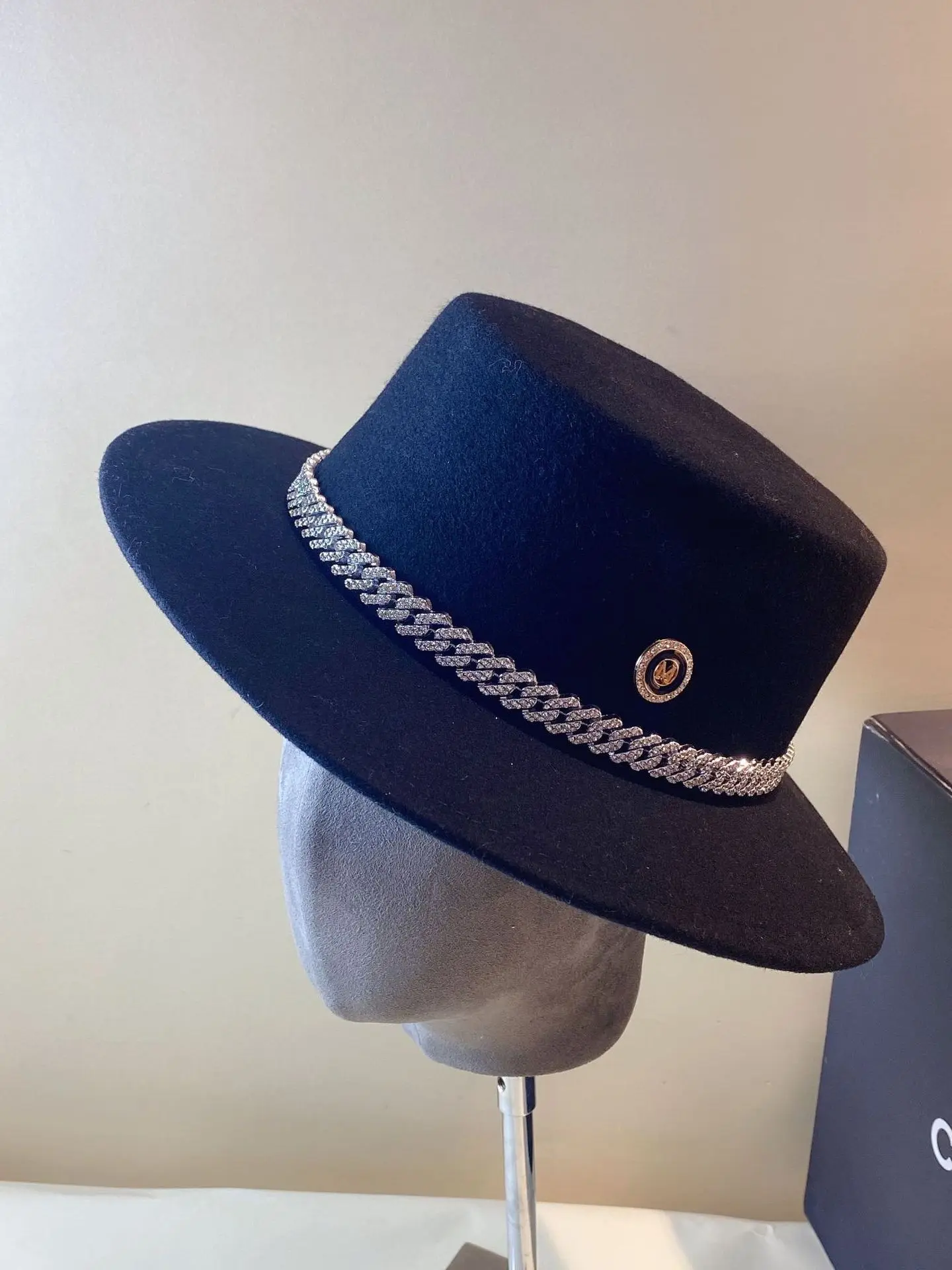 French Hepburn wool wide brim diamond m standard autumn and winter men's and women's fashion chain top hat