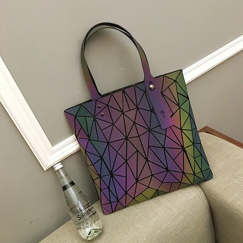 

Fashion Luminous Diamond Triangle Shoulder Handbag Female Colorful Changing Trend Color Party Shiny Tote Light Change Color Bag
