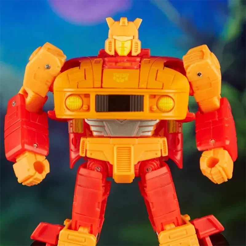 Hasbro Transformers Legacy Autobot Jazz G2 Universe 12 см Deluxe Class оригинальная фигурка модель игрушка