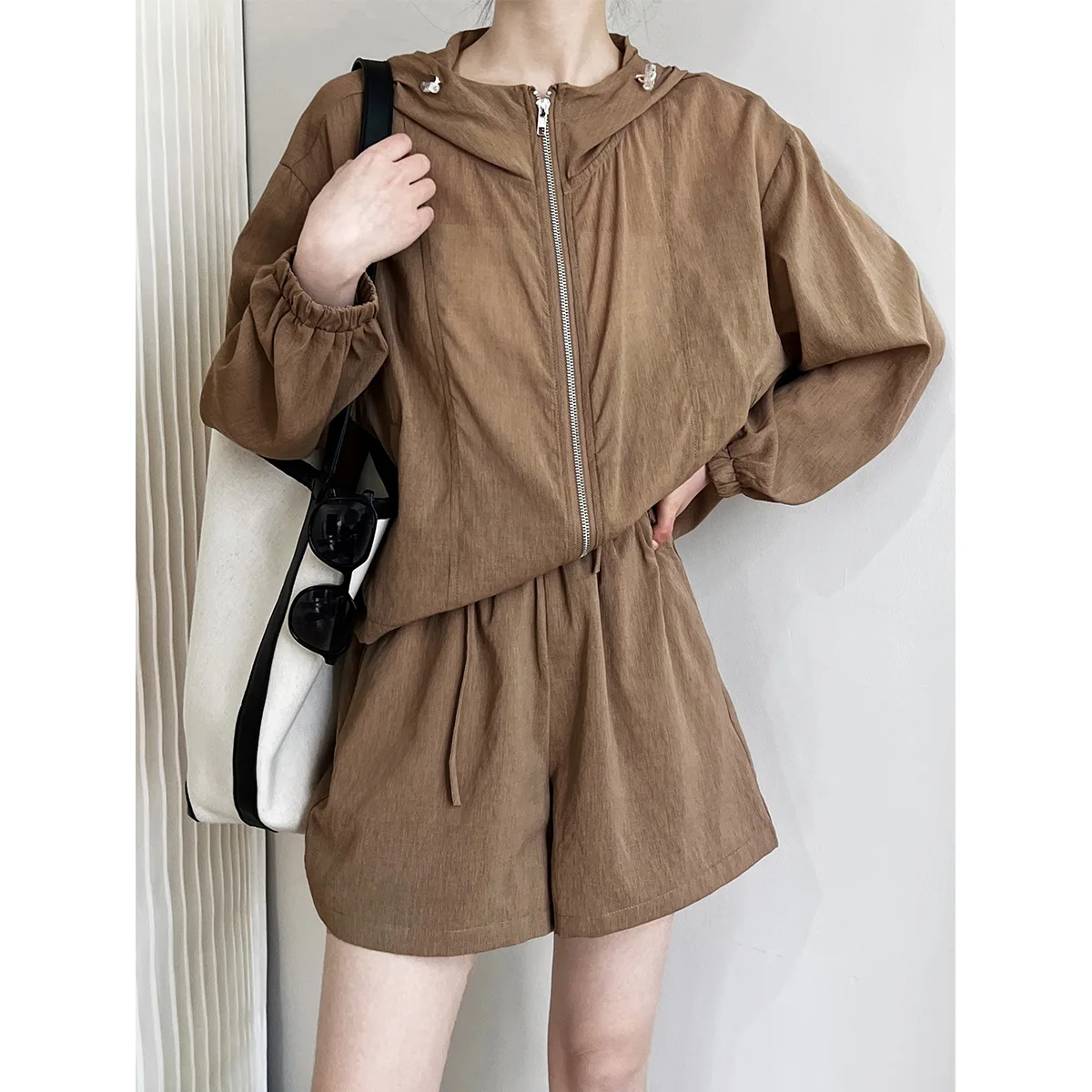 

Hooded Short Sets 2 Pieces Set Full Sleeves Pink Color Loose CASUAL Sport Outwear Coat And Shorts