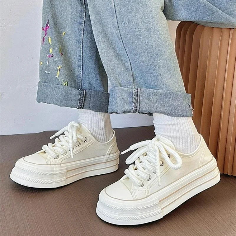 Women's Shoes 2023 New Mesh Breathable Casual Shoes Summer Fashion Lace Up Sports Shoes Women's Spring and Autumn Walking Shoes